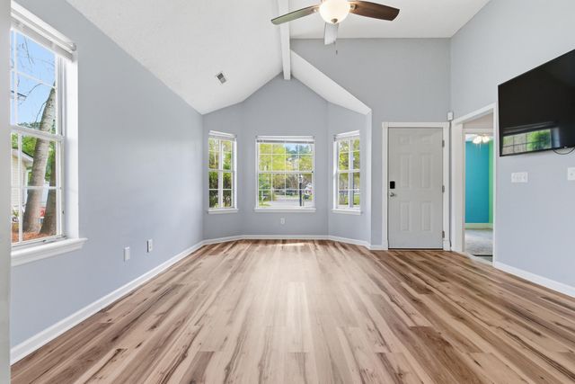 106 Fern Court, Summerville, SC 29486