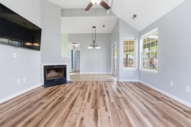 106 Fern Court, Summerville, SC 29486