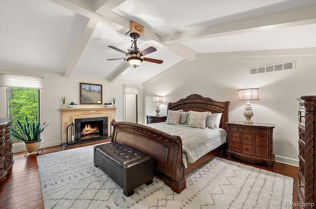 1161 Hillpointe Circle, Bloomfield Hills, MI 48304