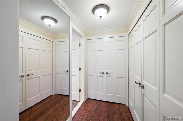 1161 Hillpointe Circle, Bloomfield Hills, MI 48304