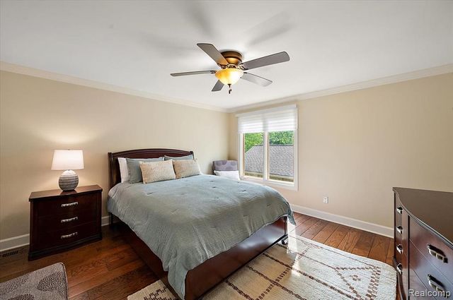 1161 Hillpointe Circle, Bloomfield Hills, MI 48304