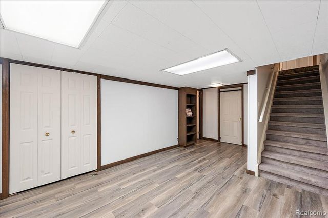 1161 Hillpointe Circle, Bloomfield Hills, MI 48304