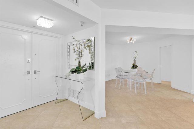 550 S Ocean Boulevard 1003, Boca Raton, FL 33432