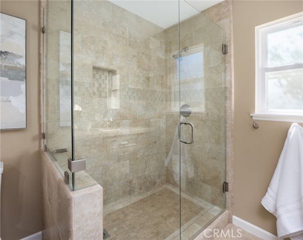 1032 Saint John Place, Tustin, CA 92705