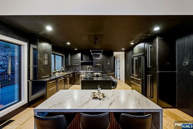 148 Great Hills Road, Millburn, NJ 07078