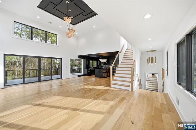 148 Great Hills Road, Millburn, NJ 07078