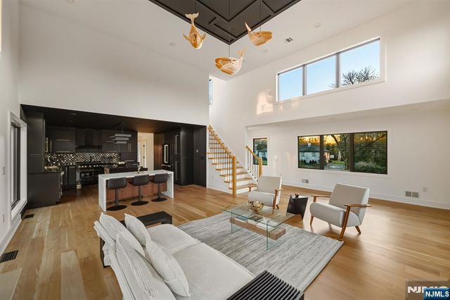 148 Great Hills Road, Millburn, NJ 07078