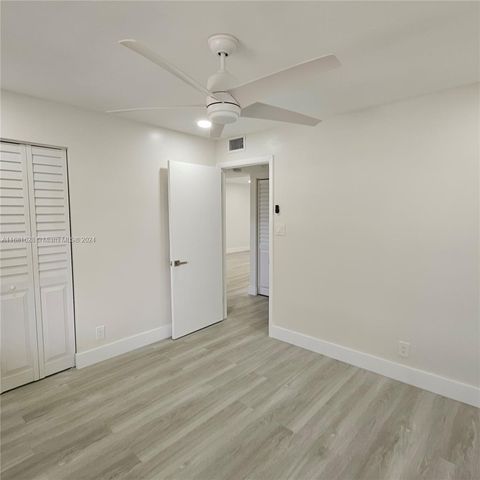 3321 NW 47th Ter 321, Lauderdale Lakes, FL 33319