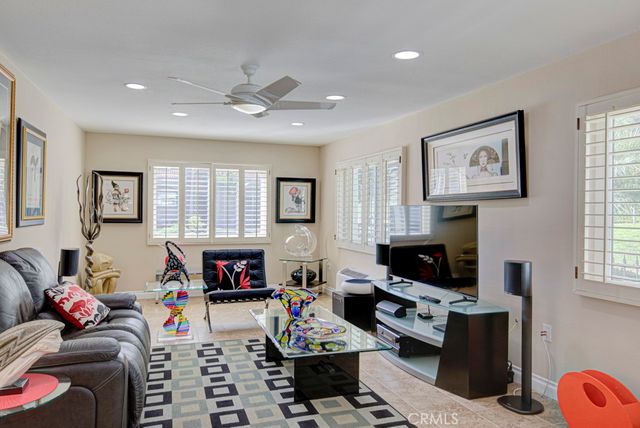 5516 Paseo Del Lago W A, Laguna Woods, CA 92637