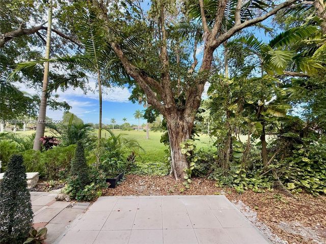 4412 Woodland Circle 4412, Tamarac, FL 33319