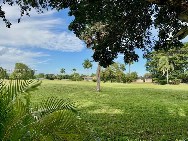 4412 Woodland Circle 4412, Tamarac, FL 33319