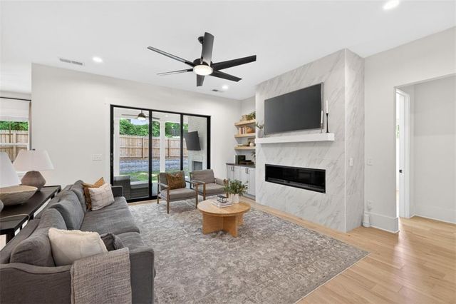 3896 Town Farms Drive, Peachtree Corners, GA 30092