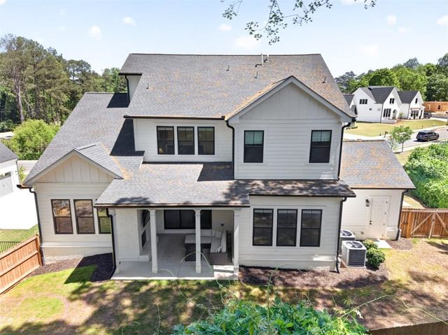 3896 Town Farms Drive, Peachtree Corners, GA 30092