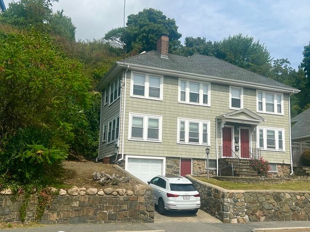 584 Humphrey Street 1, Swampscott, MA 01907