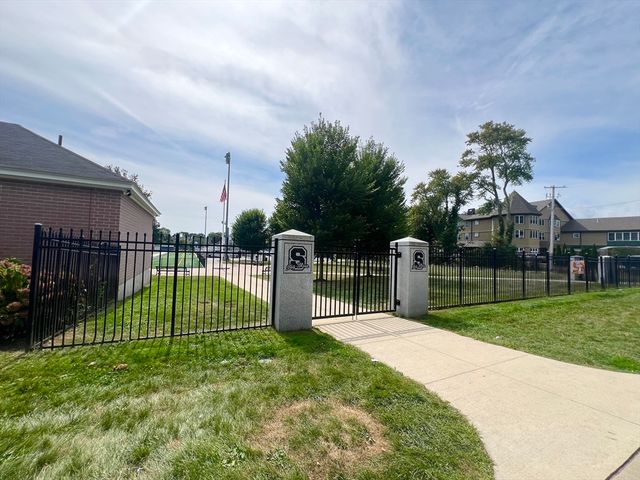 584 Humphrey Street 1, Swampscott, MA 01907