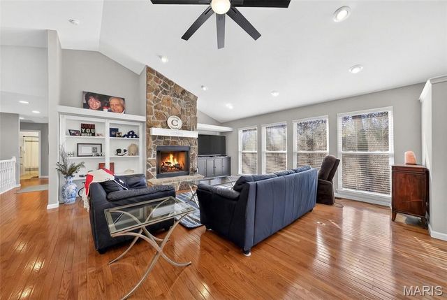 24833 Turkey Ridge Drive, Warrenton, MO 63383