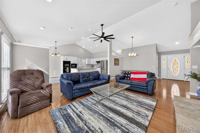 24833 Turkey Ridge Drive, Warrenton, MO 63383