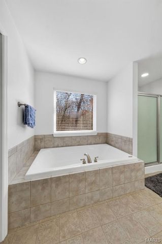 24833 Turkey Ridge Drive, Warrenton, MO 63383