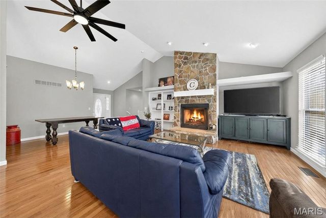 24833 Turkey Ridge Drive, Warrenton, MO 63383