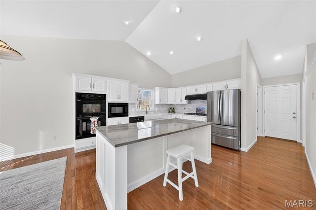 24833 Turkey Ridge Drive, Warrenton, MO 63383