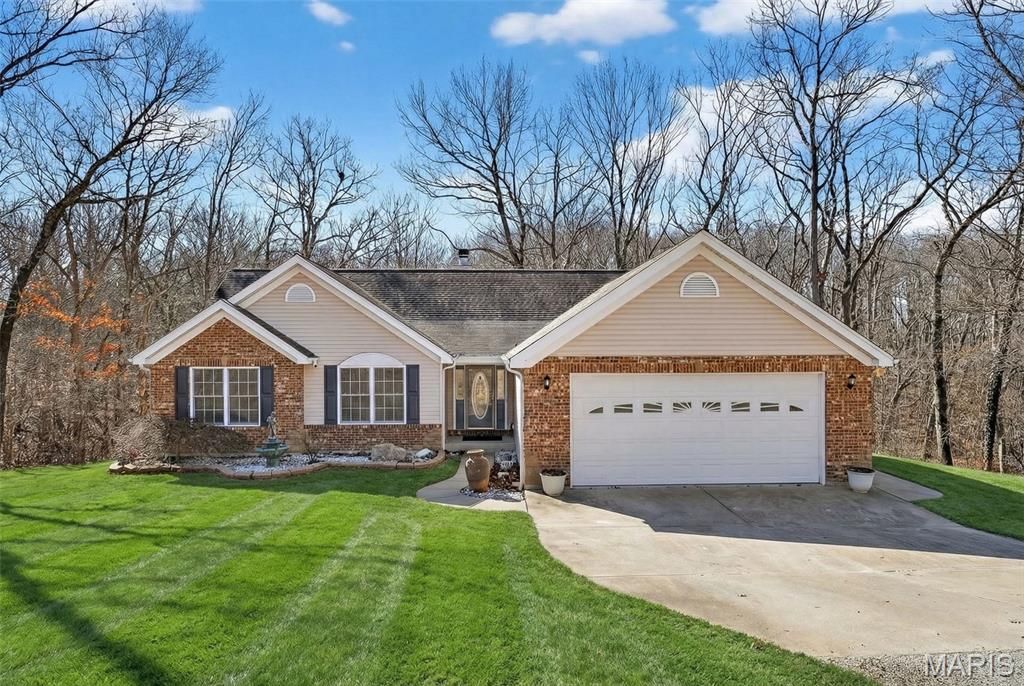 24833 Turkey Ridge Drive, Warrenton, MO 63383