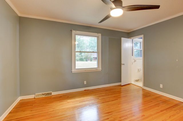 233 Pine Mountain Rd, Clarksville, TN 37042