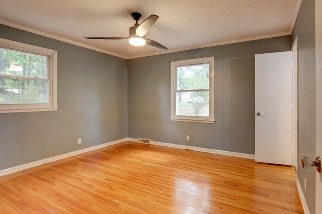 233 Pine Mountain Rd, Clarksville, TN 37042