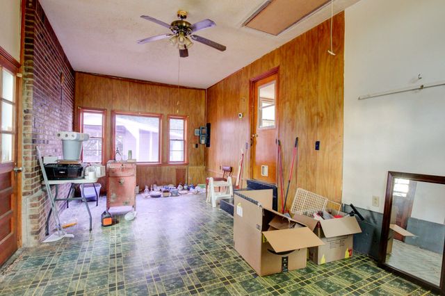 233 Pine Mountain Rd, Clarksville, TN 37042