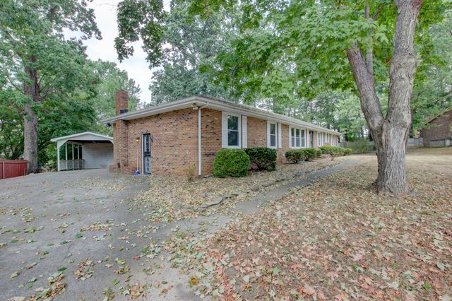 233 Pine Mountain Rd, Clarksville, TN 37042