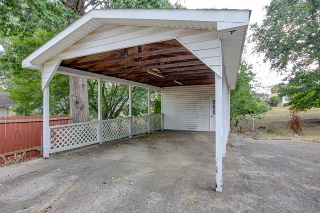 233 Pine Mountain Rd, Clarksville, TN 37042