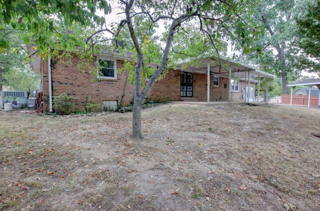 233 Pine Mountain Rd, Clarksville, TN 37042