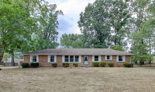 233 Pine Mountain Rd, Clarksville, TN 37042