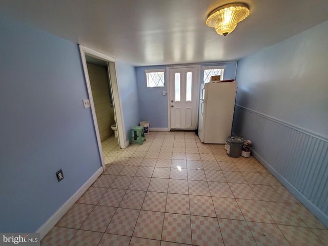 2837 BITTERN PL, Philadelphia, PA 19142