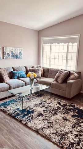 19223 Waldorf Street, Roseville, MI 48066