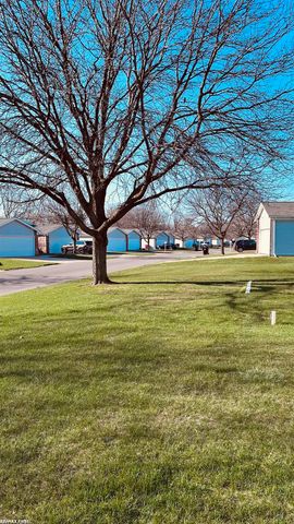 19223 Waldorf Street, Roseville, MI 48066