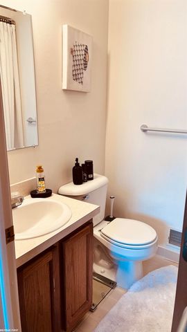 19223 Waldorf Street, Roseville, MI 48066