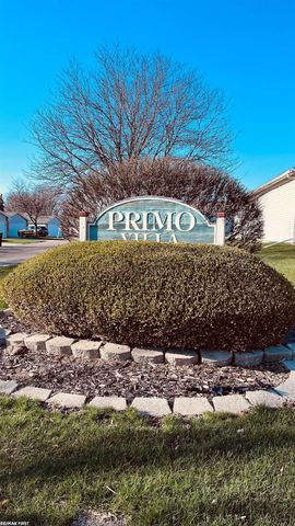 19223 Waldorf Street, Roseville, MI 48066