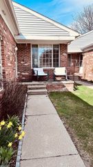 19223 Waldorf Street, Roseville, MI 48066