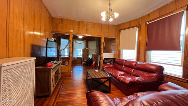 15 Buchanan Street, Albany, NY 12206