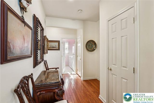 1897 Alexander Drive, Lower Macungie Twp, PA 18062