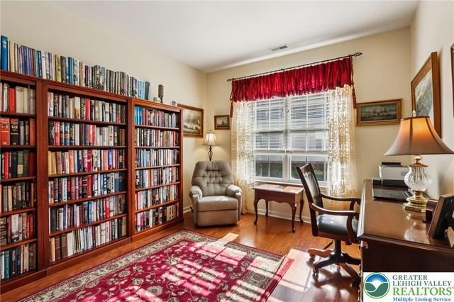 1897 Alexander Drive, Lower Macungie Twp, PA 18062