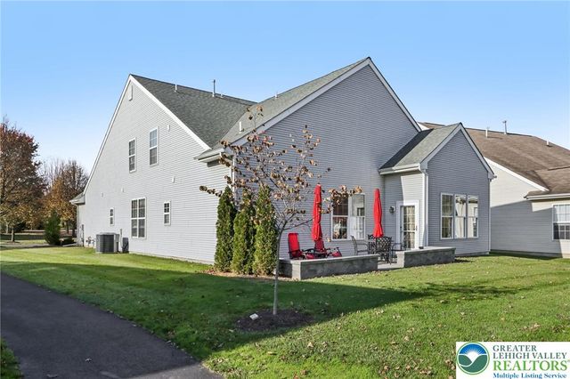 1897 Alexander Drive, Lower Macungie Twp, PA 18062