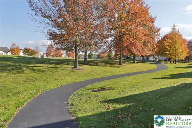 1897 Alexander Drive, Lower Macungie Twp, PA 18062