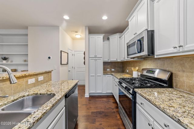 270 Wembley Drive, Clayton, NC 27527