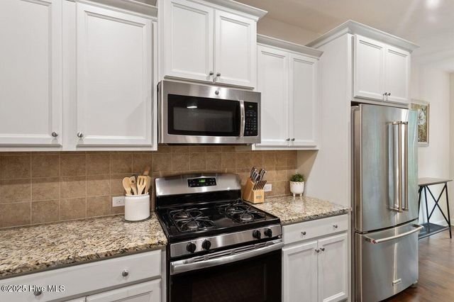 270 Wembley Drive, Clayton, NC 27527