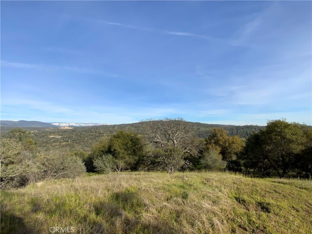 Image 8 of property listing at 0 5.36 Acres N. Dome Drive, Coarsegold, CA 93614
