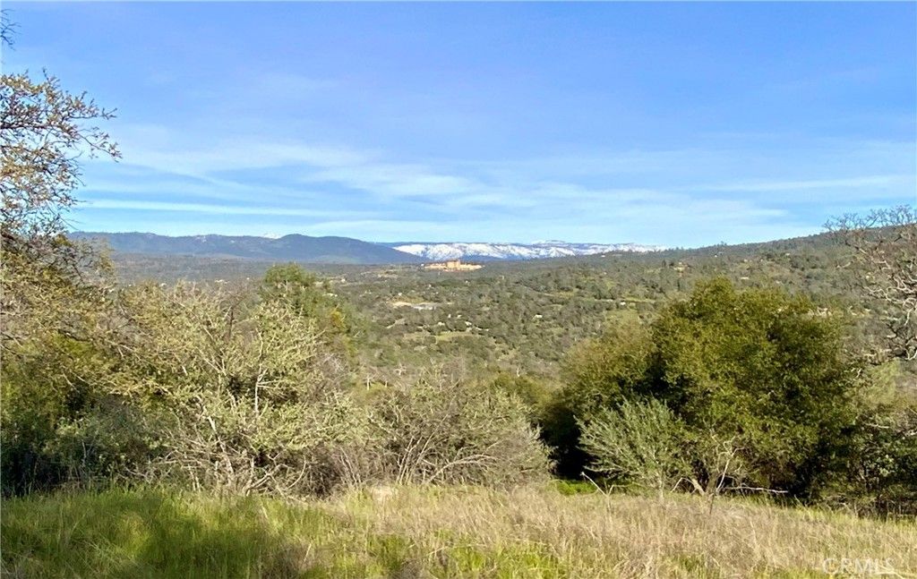 Image 9 of property listing at 0 5.36 Acres N. Dome Drive, Coarsegold, CA 93614