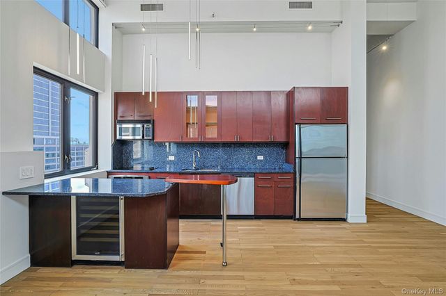 25 Leroy Place PH1, New Rochelle, NY 10805
