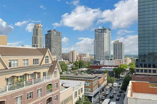 25 Leroy Place PH1, New Rochelle, NY 10805