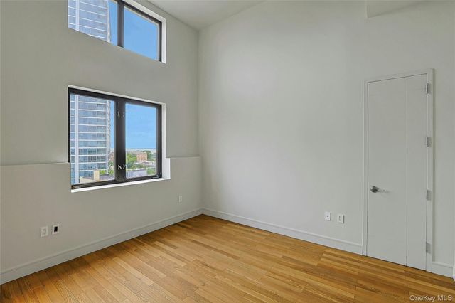 25 Leroy Place PH1, New Rochelle, NY 10805